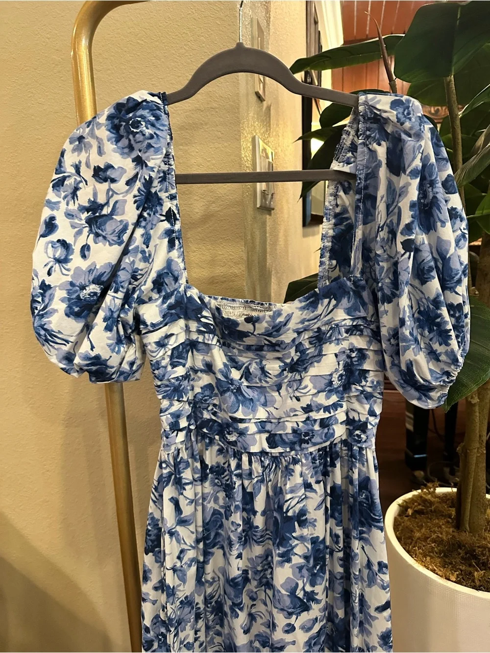 Abercrombie & Fitch Blue and White Floral Maxi Dress